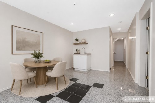 2304 Garden Drive, Vancouver, BC - Indoor Photo Showing Dining Room