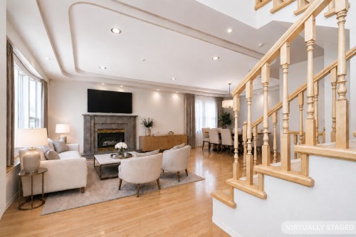 2304 Garden Drive, Vancouver, BC - Indoor Photo Showing Living Room With Fireplace