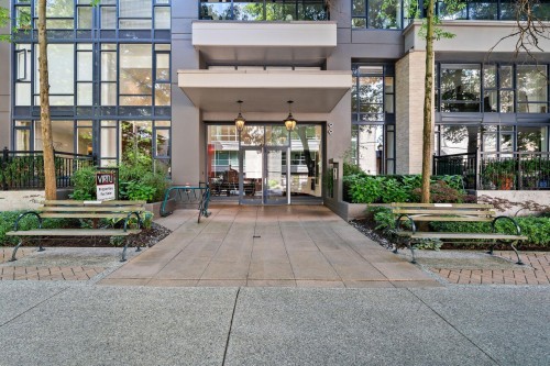 1648 7Th Avenue W, Vancouver, BC - Outdoor