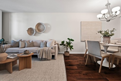 1648 7Th Avenue W, Vancouver, BC - Indoor