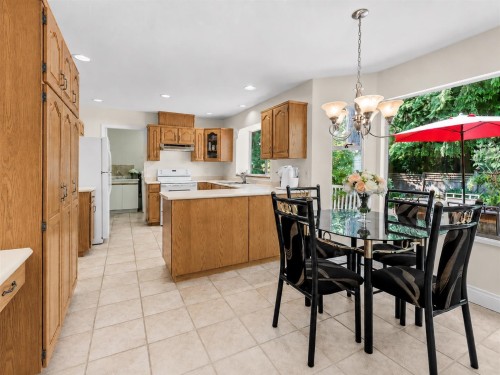 3 Chevalier Court, Port Moody, BC - Indoor