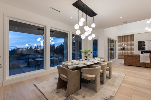 1484 Copper Beech Place, Coquitlam, BC - Indoor Photo Showing Dining Room