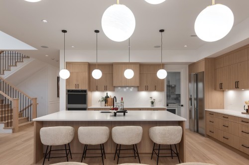 1484 Copper Beech Place, Coquitlam, BC - Indoor Photo Showing Kitchen With Upgraded Kitchen