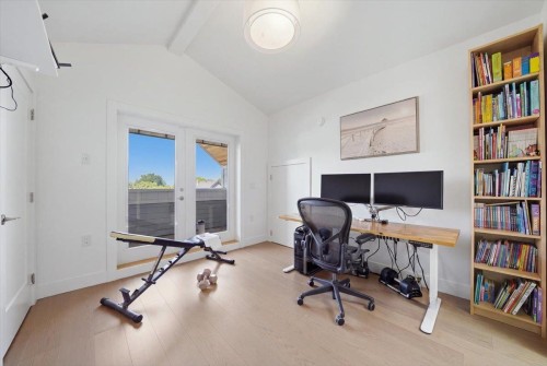 2137 2Nd Avenue E, Vancouver, BC - Indoor Photo Showing Office
