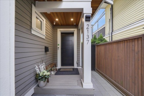 2137 2Nd Avenue E, Vancouver, BC - Outdoor With Exterior