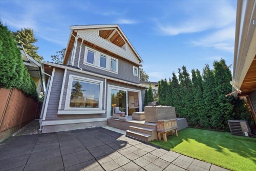 2137 2Nd Avenue E, Vancouver, BC - Outdoor With Deck Patio Veranda