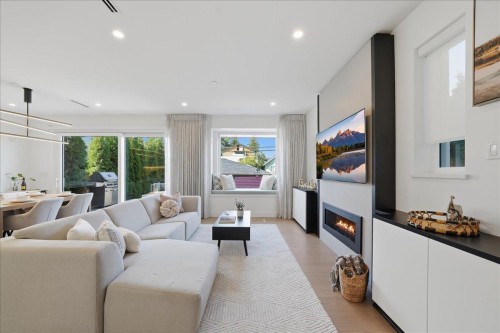 2137 2Nd Avenue E, Vancouver, BC - Indoor Photo Showing Living Room With Fireplace