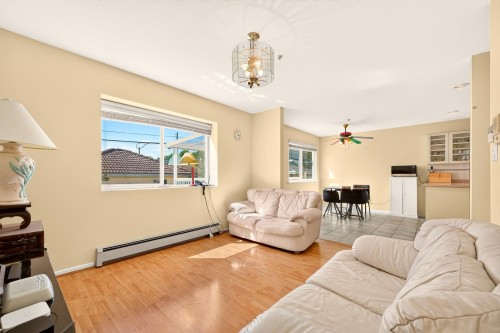 6673 Gladstone Street, Vancouver, BC - Indoor Photo Showing Living Room