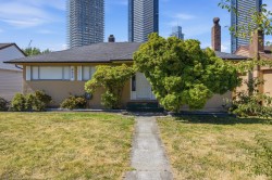 4656 Brentlawn Drive Burnaby, BC V5C 3V2