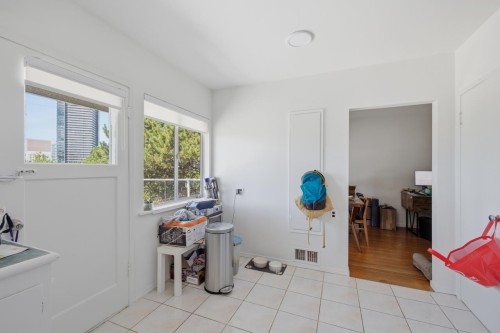 4656 Brentlawn Drive, Burnaby, BC - Indoor Photo Showing Other Room