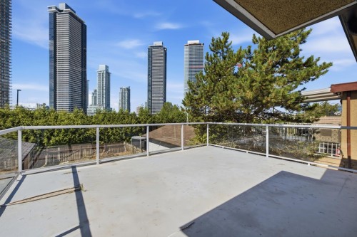 4656 Brentlawn Drive, Burnaby, BC - Outdoor