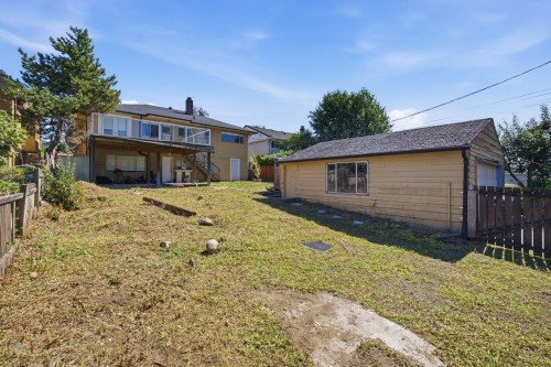 4656 Brentlawn Drive, Burnaby, BC - Outdoor