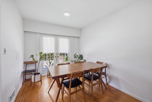 4656 Brentlawn Drive, Burnaby, BC - Indoor Photo Showing Dining Room