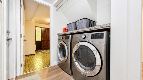 2184 35Th Avenue E, Vancouver, BC - Indoor Photo Showing Laundry Room