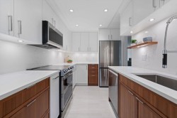 305-4101 Yew Street  Vancouver, BC V6L 3B7