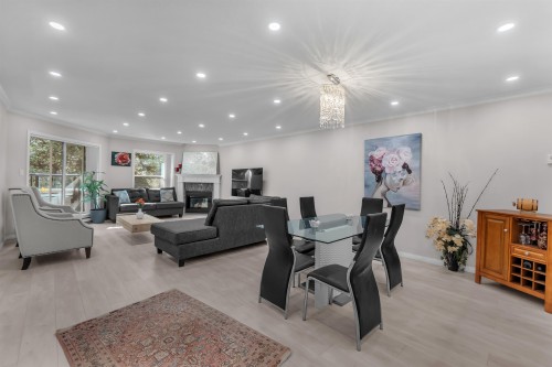 207-1500 Ostler Court  North Vancouver, BC V7G 2S2