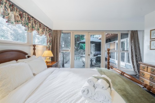 1372 Ottawa Avenue, West Vancouver, BC - Indoor Photo Showing Bedroom