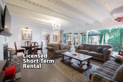 1372 Ottawa Avenue, West Vancouver, BC - Indoor Photo Showing Living Room