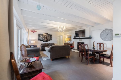 1372 Ottawa Avenue, West Vancouver, BC - Indoor