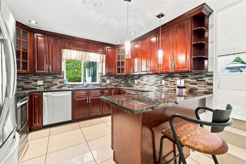 5553 Nancy Greene Way , North Vancouver, BC V7R 4R6 5