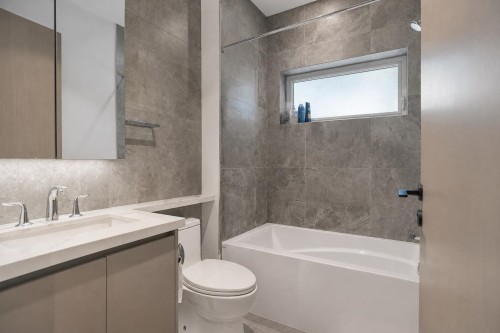 3586 42Nd Avenue W, Vancouver, BC - Indoor Photo Showing Bathroom