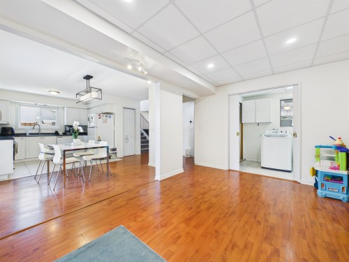 1961 Flynn Crescent, Coquitlam, BC - Indoor