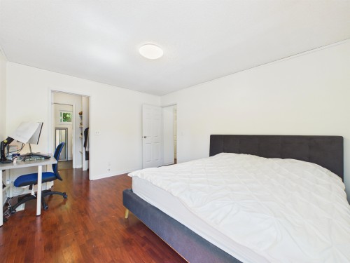 1961 Flynn Crescent, Coquitlam, BC - Indoor Photo Showing Bedroom