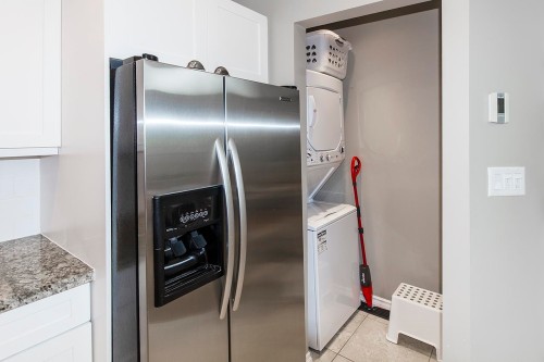 2235 Alden Lane, North Vancouver, BC - Indoor