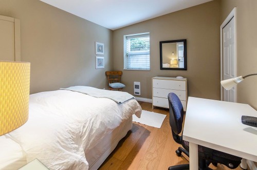 2235 Alden Lane, North Vancouver, BC - Indoor Photo Showing Bedroom