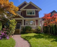 3976 19th Avenue W Vancouver, BC V6S 1E1