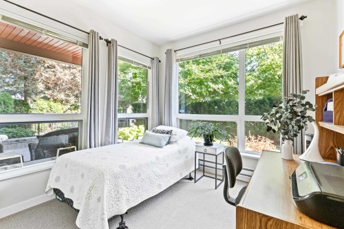 108-20331 Dewdney Trunk Rd, Maple Ridge, BC - Indoor Photo Showing Bedroom