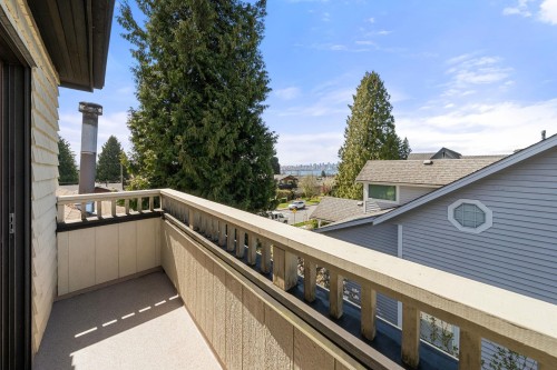 628 5Th Street E, North Vancouver, BC 