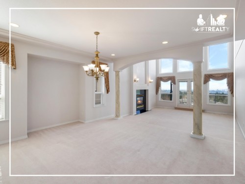 2570 Diamond Crescent, Coquitlam, BC - Indoor Photo Showing Other Room