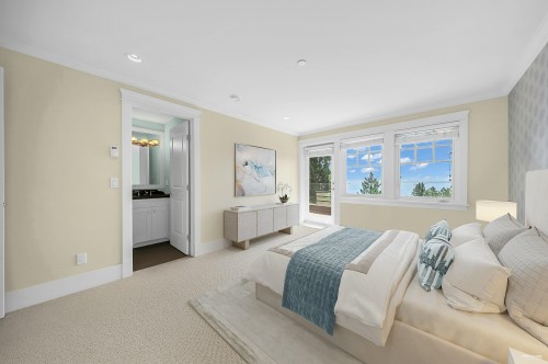 4668 Clovelly Walk, West Vancouver, BC - Indoor Photo Showing Bedroom