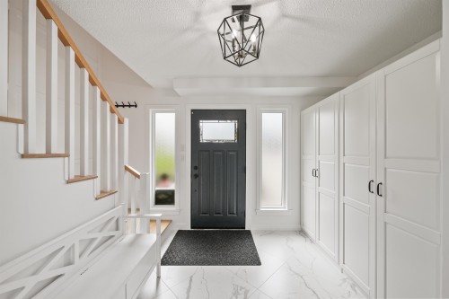1071 Spar Drive, Coquitlam, BC - Indoor Photo Showing Other Room