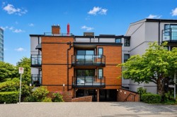 206-1340 Duches Avenue West Vancouver, BC V7T 1H6