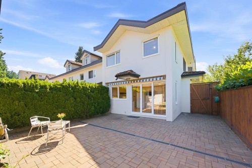 305 17Th Street E, North Vancouver, BC - Outdoor