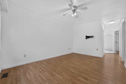 2316 Nanaimo Street, Vancouver, BC - Indoor Photo Showing Other Room