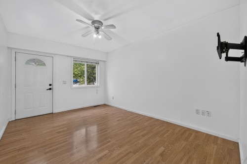 2316 Nanaimo Street, Vancouver, BC - Indoor Photo Showing Other Room
