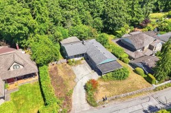 3922 Sunnycrest Drive  North Vancouver, BC V7R 3C9