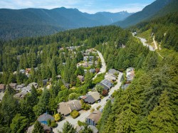 5623 Eagle Court  North Vancouver, BC V7R 4V4