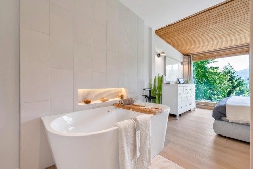5623 Eagle Court, North Vancouver, BC - Indoor Photo Showing Bathroom