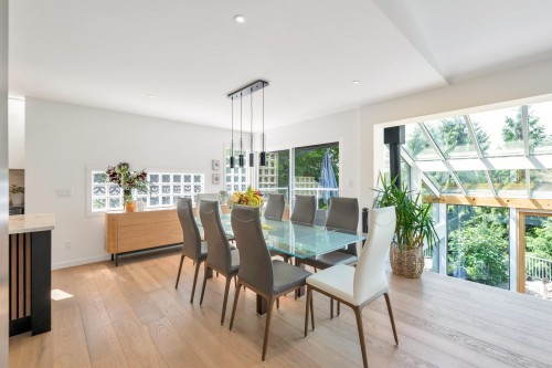 5623 Eagle Court, North Vancouver, BC - Indoor Photo Showing Dining Room