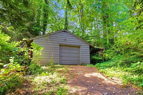 1463 Avonlynn Crescent, North Vancouver, BC - Outdoor