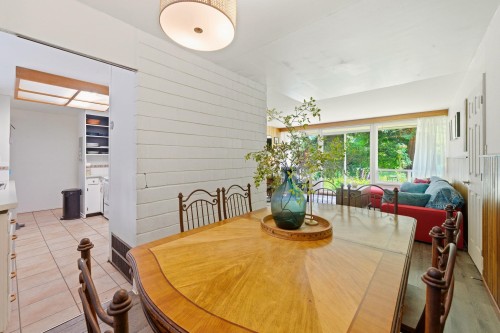 1463 Avonlynn Crescent, North Vancouver, BC - Indoor Photo Showing Dining Room