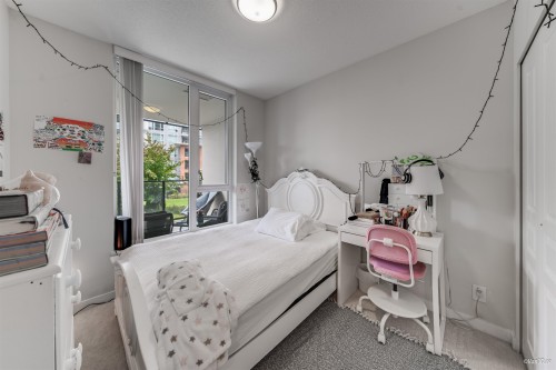 304-3100 Windsor Gate, Coquitlam, BC - Indoor Photo Showing Bedroom