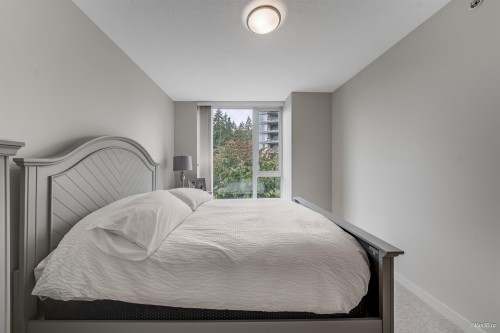 304-3100 Windsor Gate, Coquitlam, BC - Indoor Photo Showing Bedroom