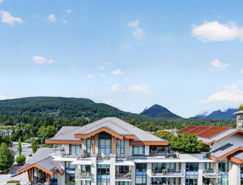 902-1210 27Th Street E, North Vancouver, BC - Outdoor With Balcony With View