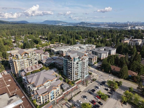 902-1210 27Th Street E, North Vancouver, BC - Outdoor With View