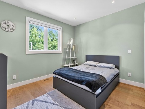 1324 15Th Street W, North Vancouver, BC - Indoor Photo Showing Bedroom